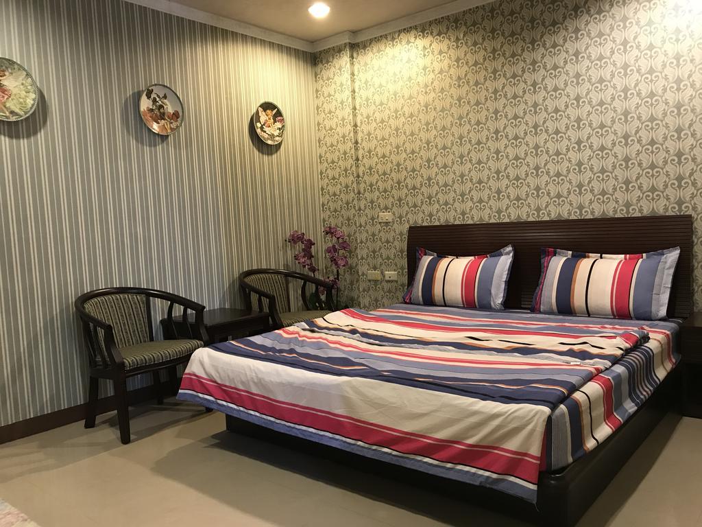 Hefeng Ting Homestay Хенгчун Экстерьер фото