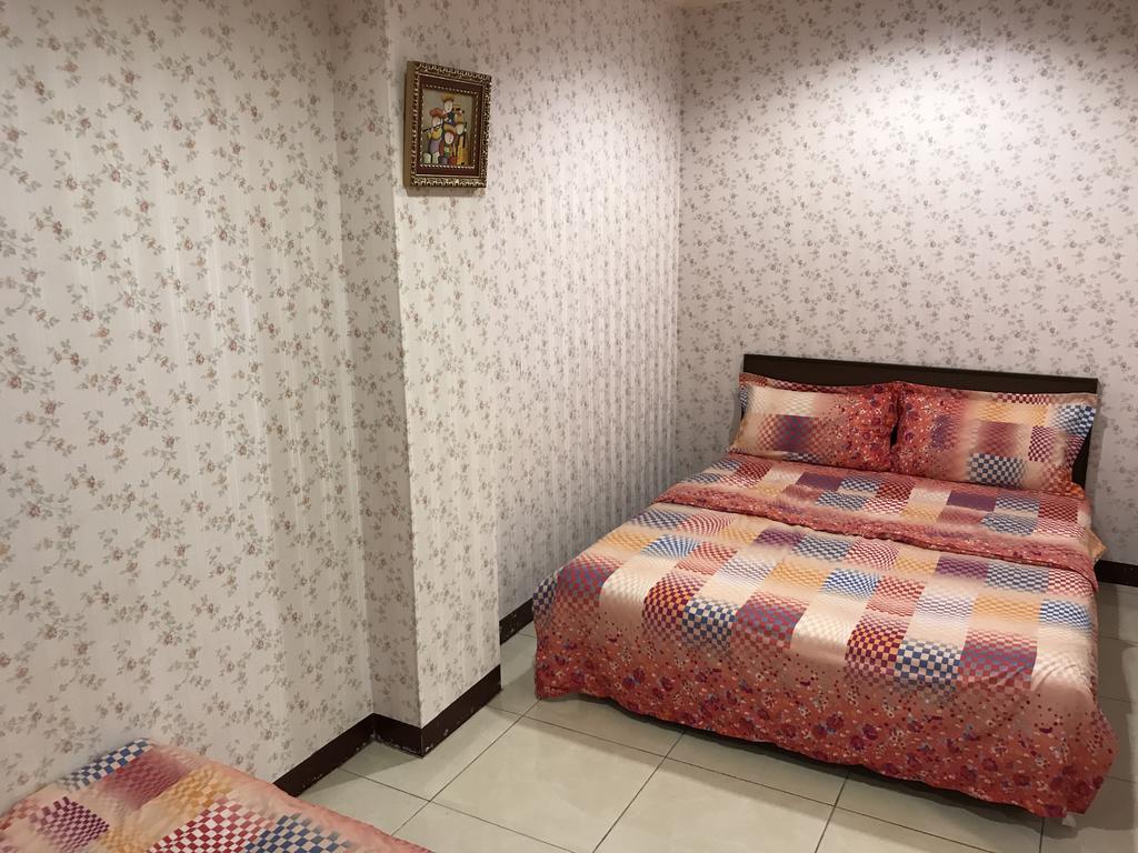 Hefeng Ting Homestay Хенгчун Экстерьер фото